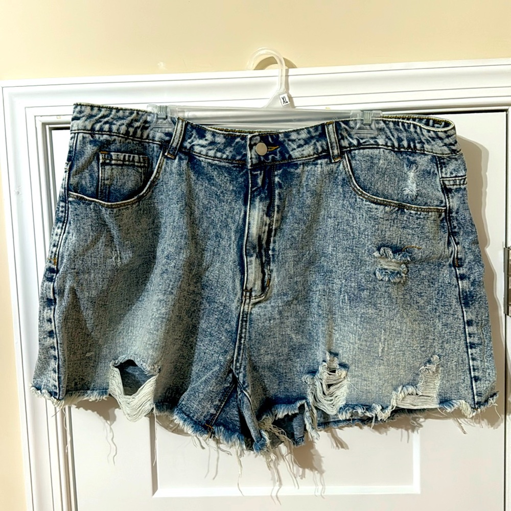 SHEIN Jean Shorts 3XL-run small